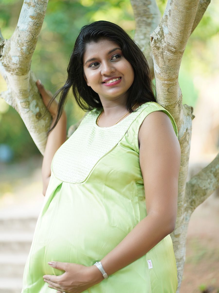 Maternity Photo Gown- parrot green