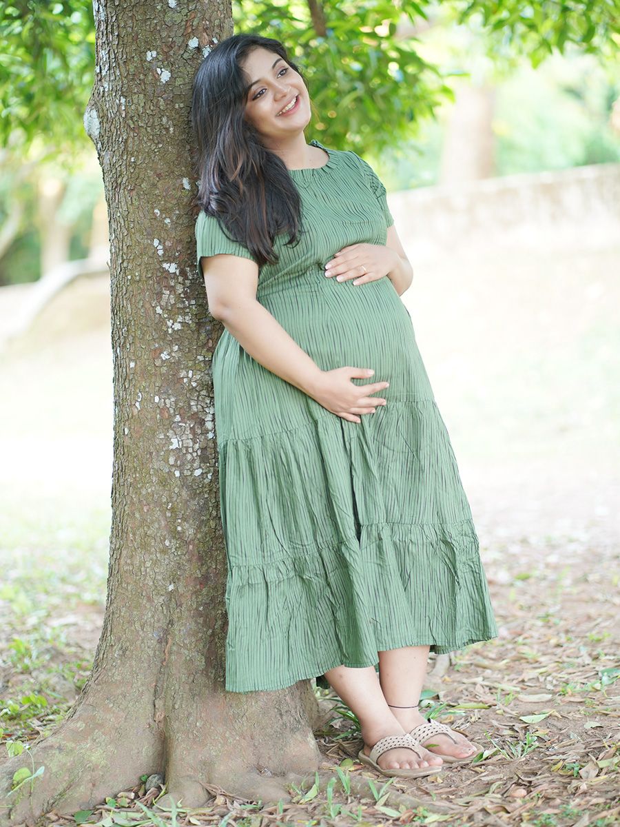 Maternity Short Night Gown- Floral   (Dark Green)