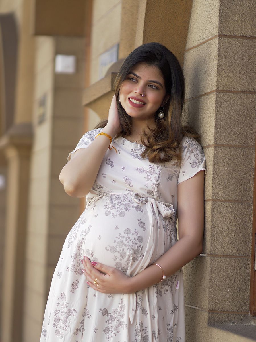 Maternity Short Night Gown-  L Cream