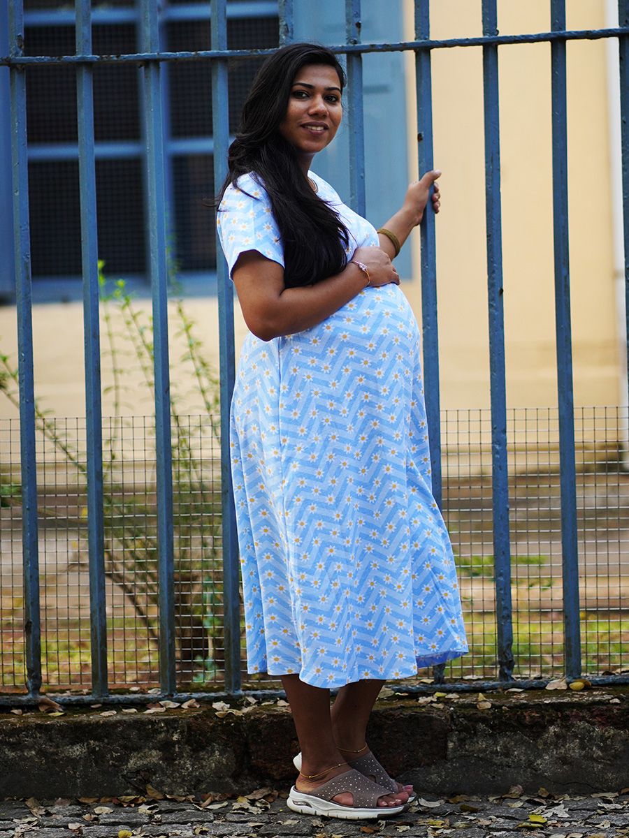 Maternity Knit Gown Gilda Blue Flower