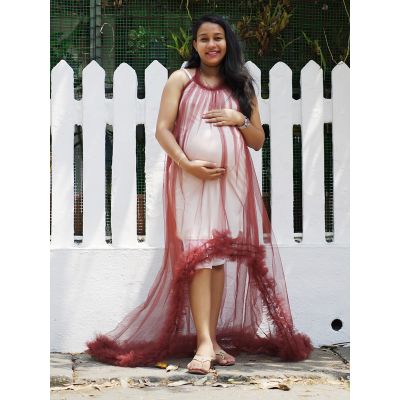 Maternity Photoshoot white & Brown Knit dress