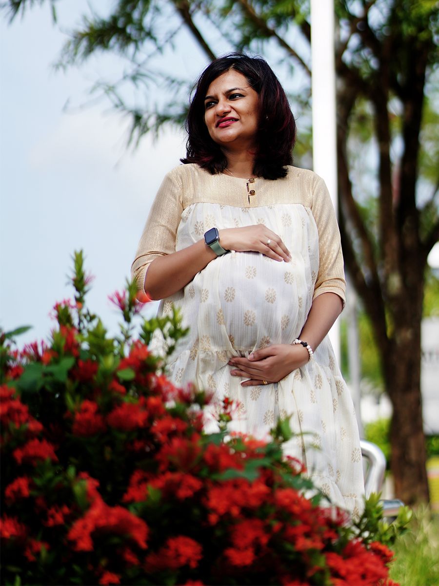 Golden Printed Maternity Short Dress - Onam Ellie Offwhite