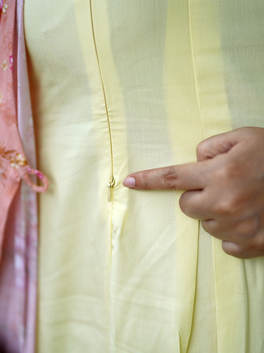 Maternity Floral Printed Jacket with Inner- Rachi Peach