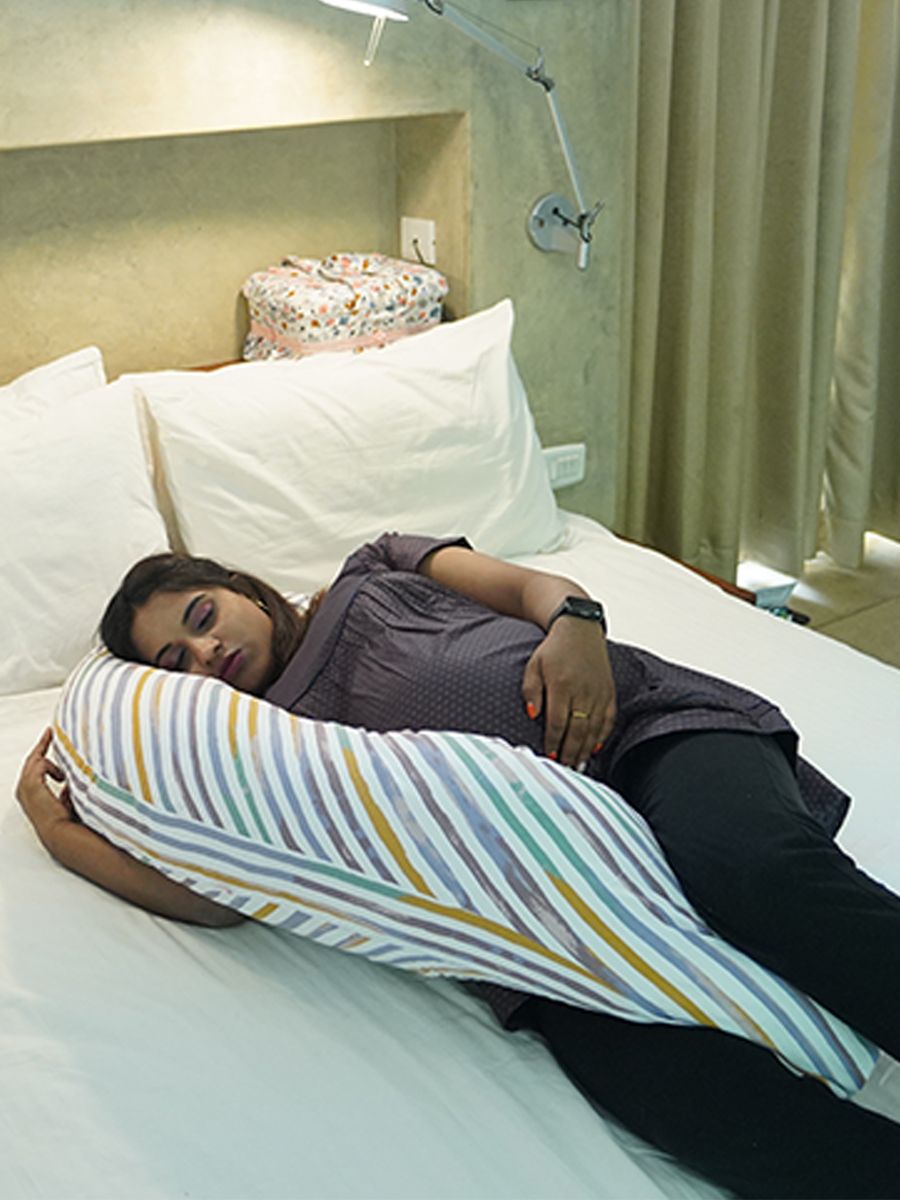 Body Pillow '7' Shape