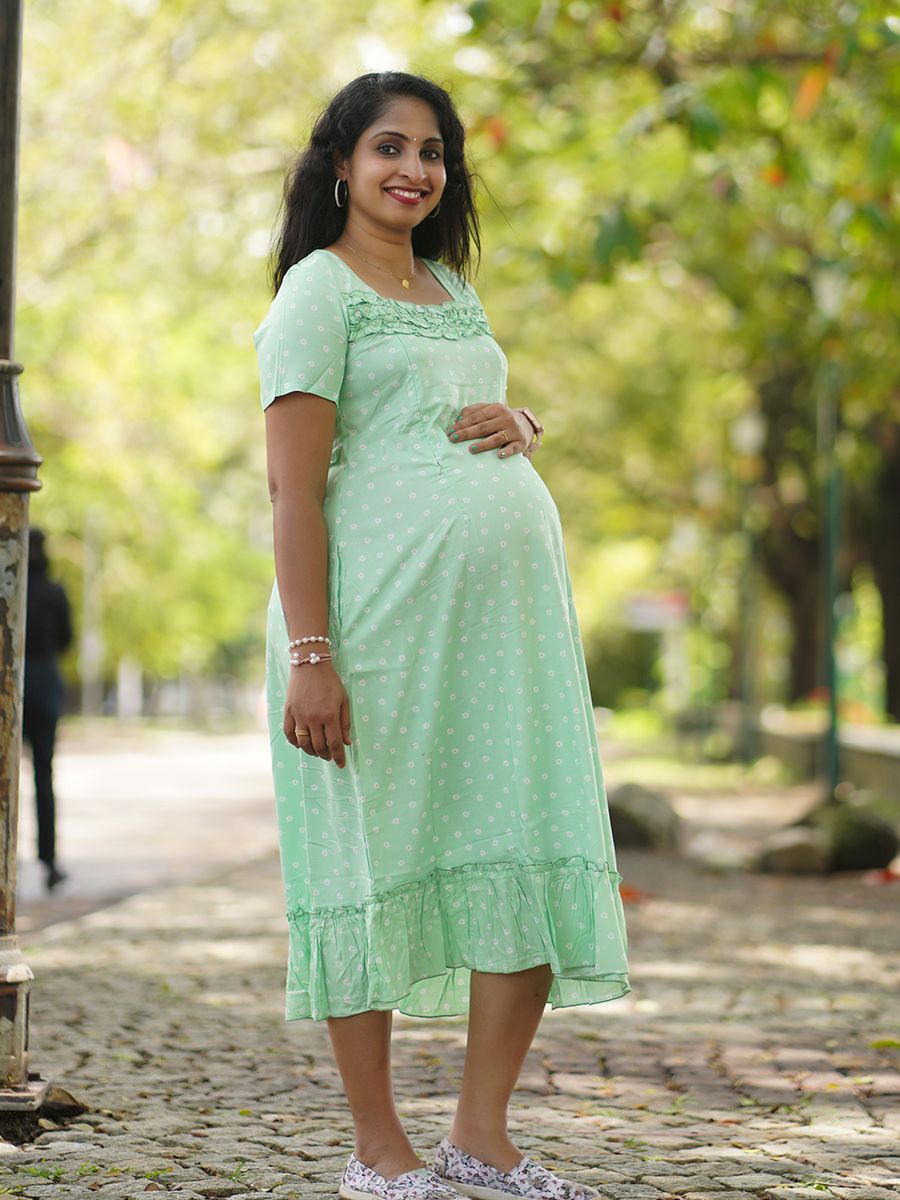 Maternity Short Night Gown- Ezra Light Green