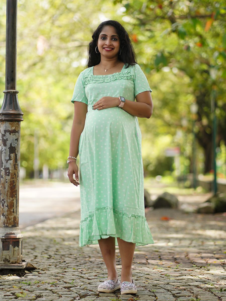 Maternity Short Night Gown- Ezra Light Green