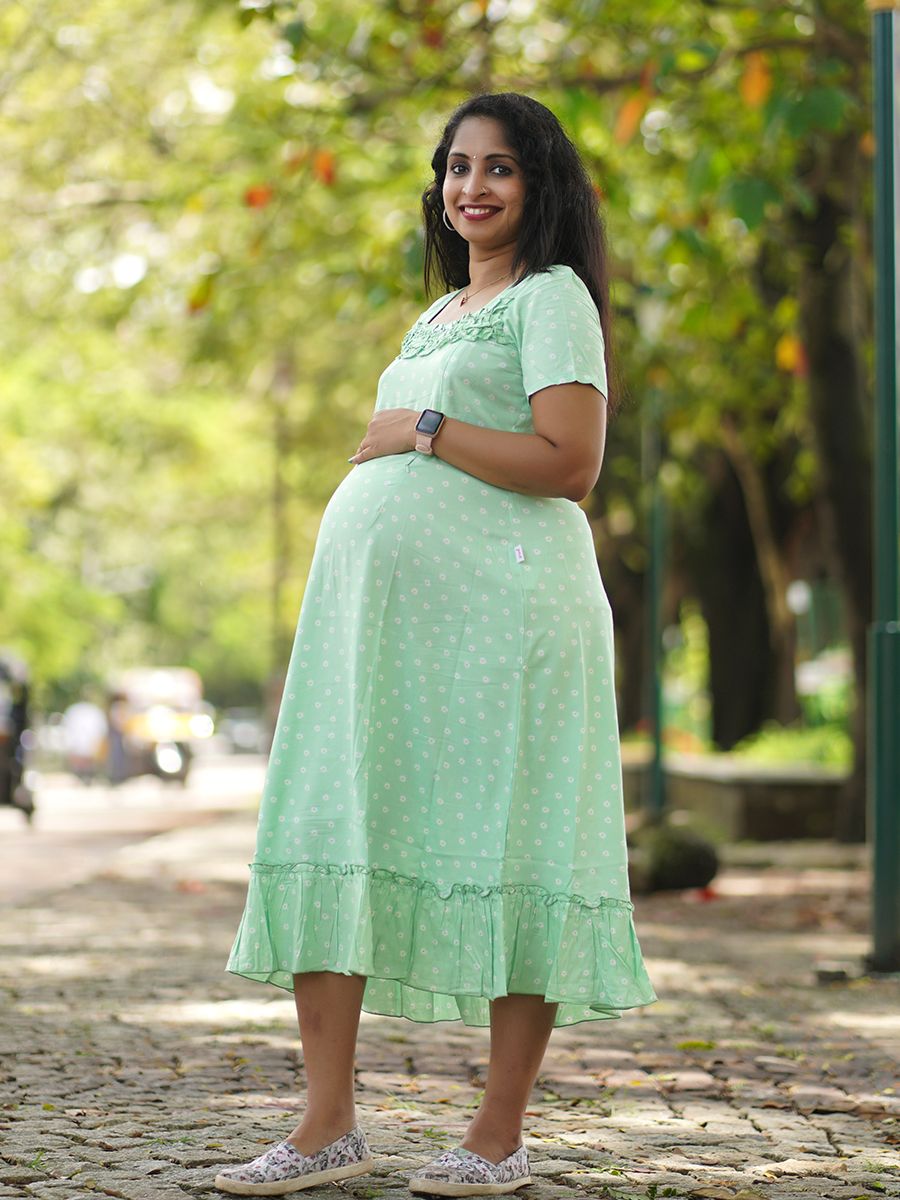 Maternity Short Night Gown- Ezra Light Green