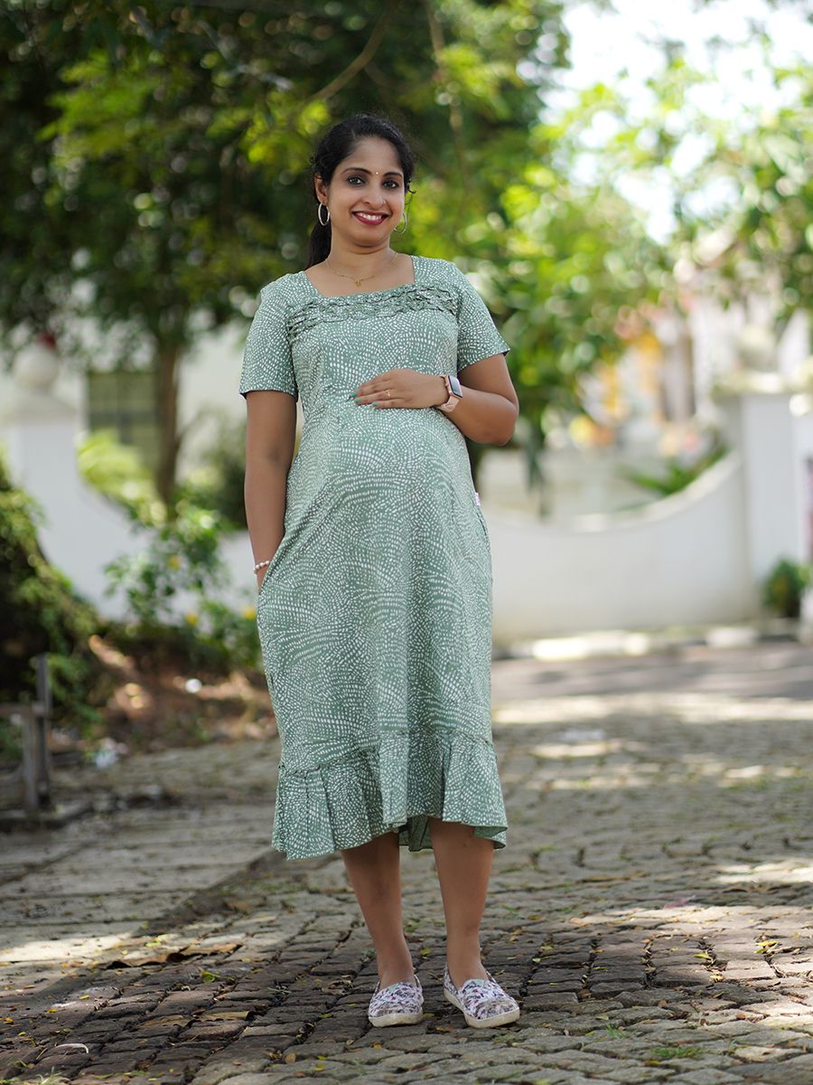 Maternity Short Night Gown- Ezra Green