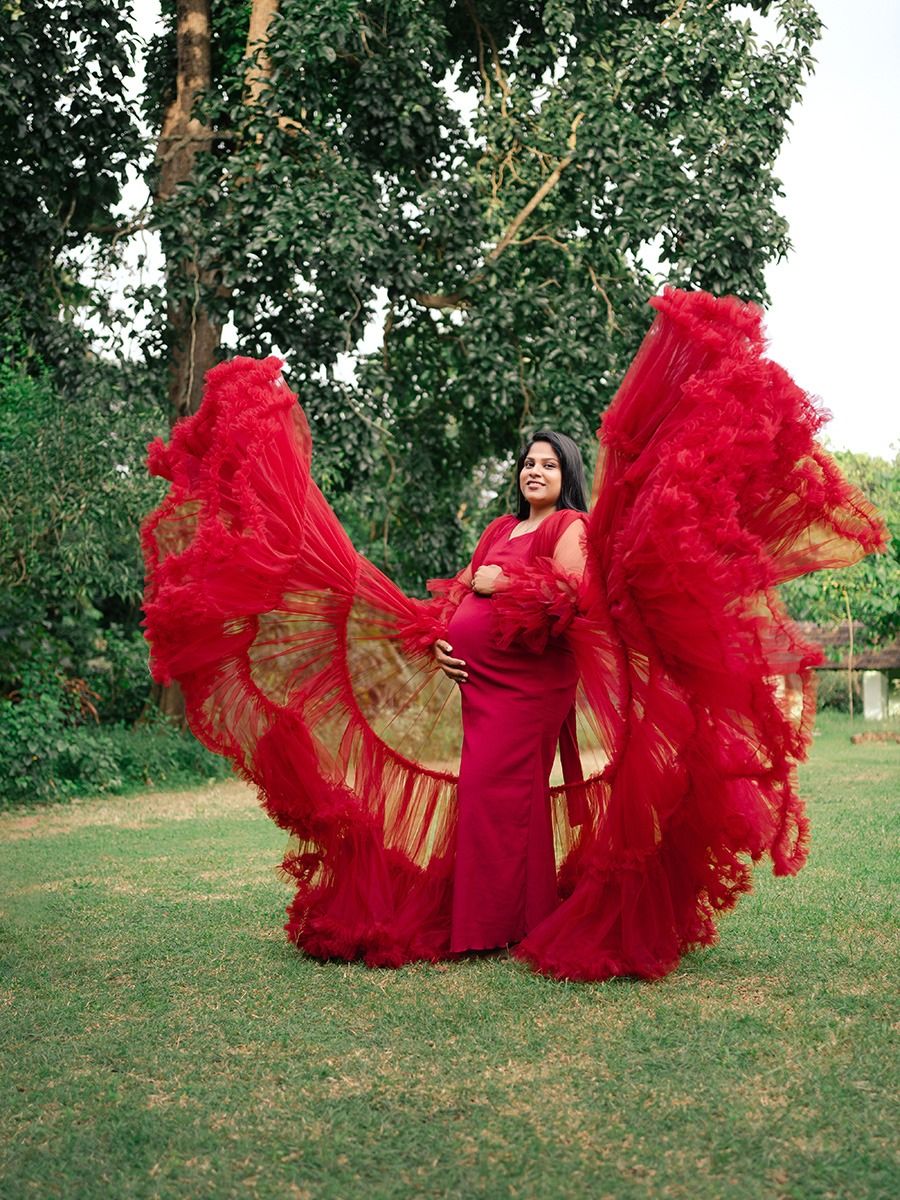 Maternity Baby Shower Red Tulle