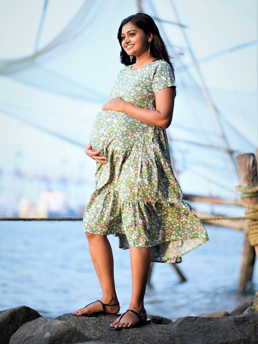 Maternity Short Night Gown- Floral (Light Green)