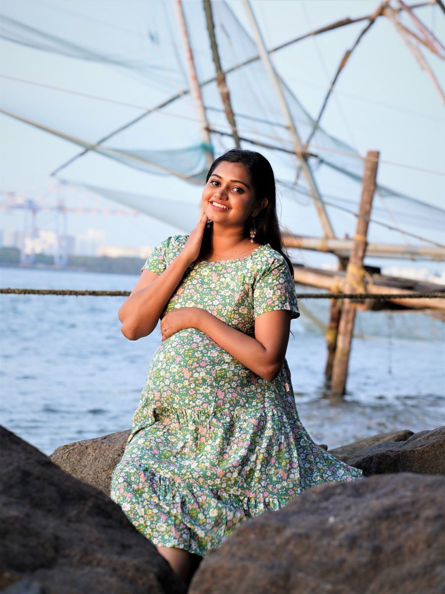 Maternity Short Night Gown- Floral (Light Green)