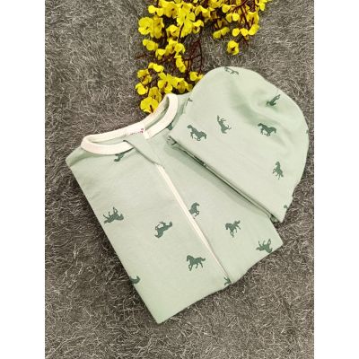 Sleepsuit/Cap- Boy(Horse print)