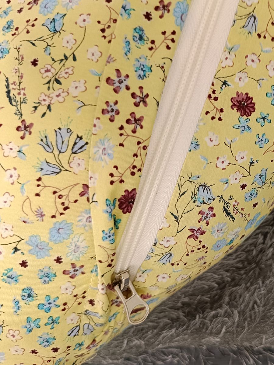 Ziva Twin Feeding Pillow- Yellow