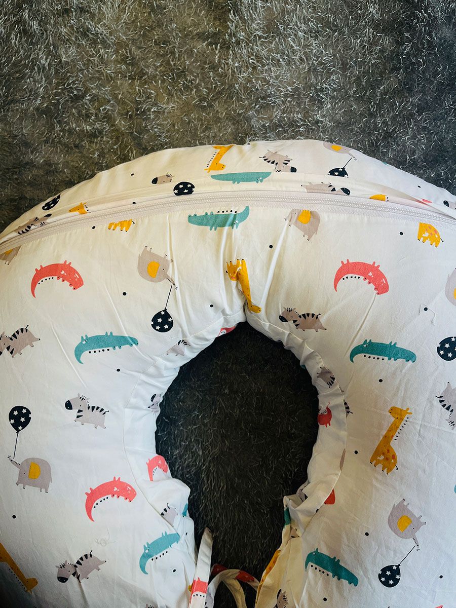 Ziva Feeding Pillow Animal Print