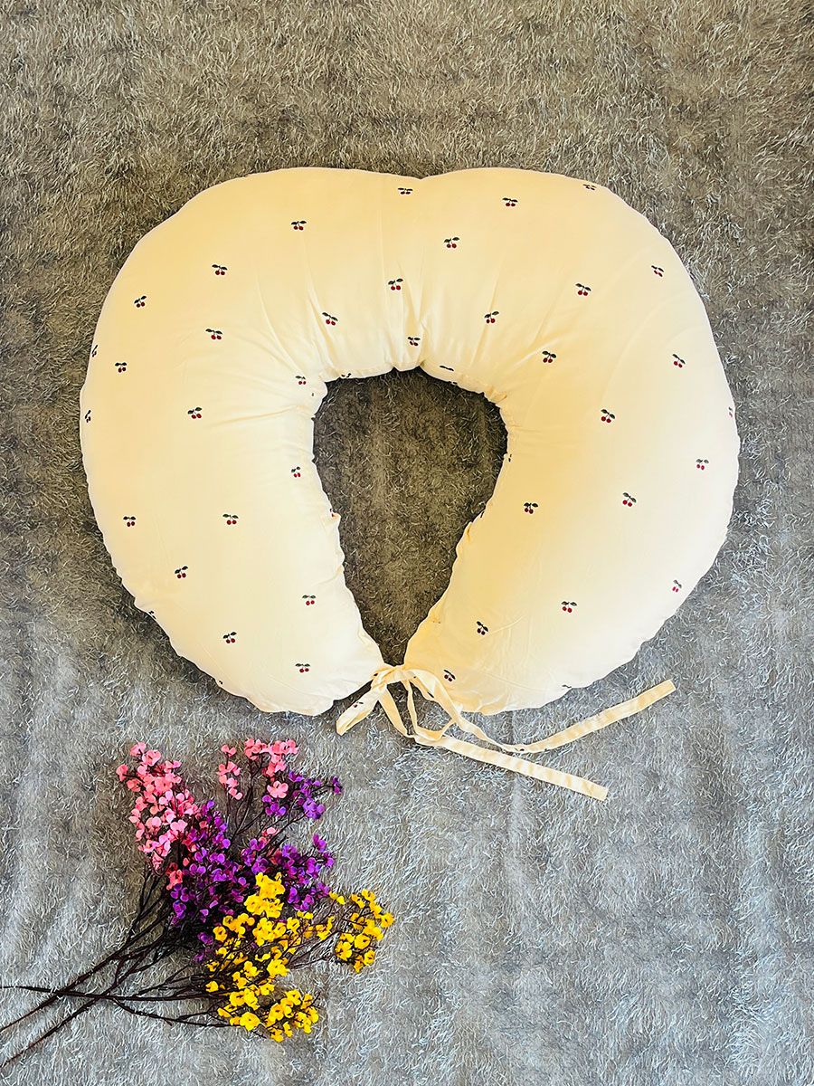 Ziva Organic Feeding Pillow Cherry Print