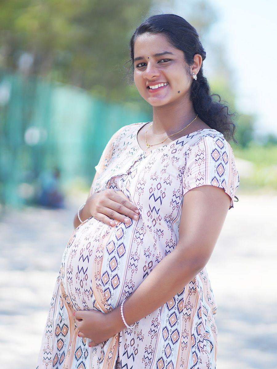 Maternity Short Night Gown- (Peach Prints)