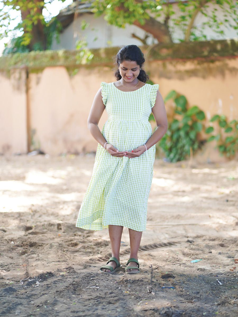 Maternity Short Dress- Checks (L.Green)