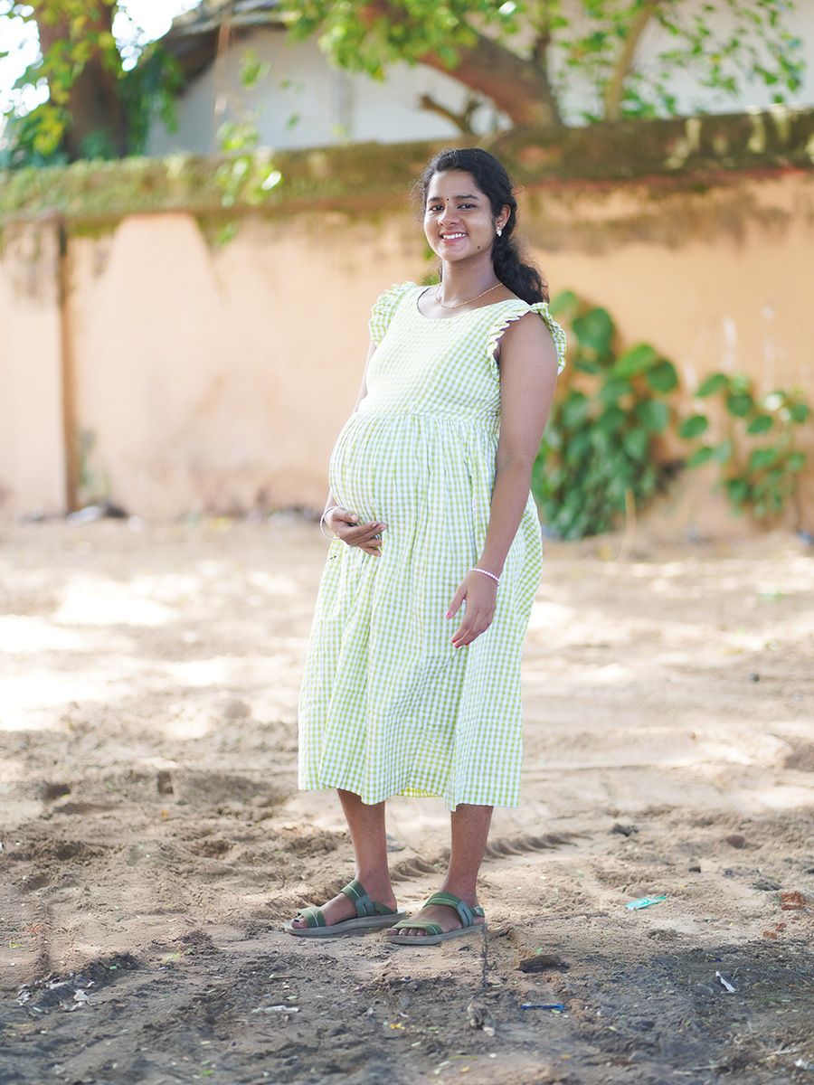 Maternity Short Dress- Checks (L.Green)