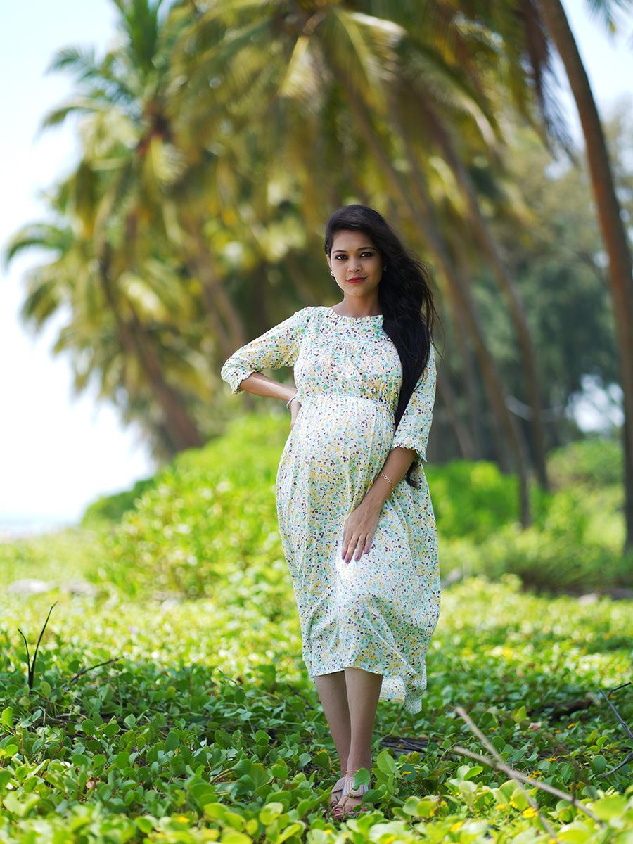 Maternity short Dress- Offwhite floral
