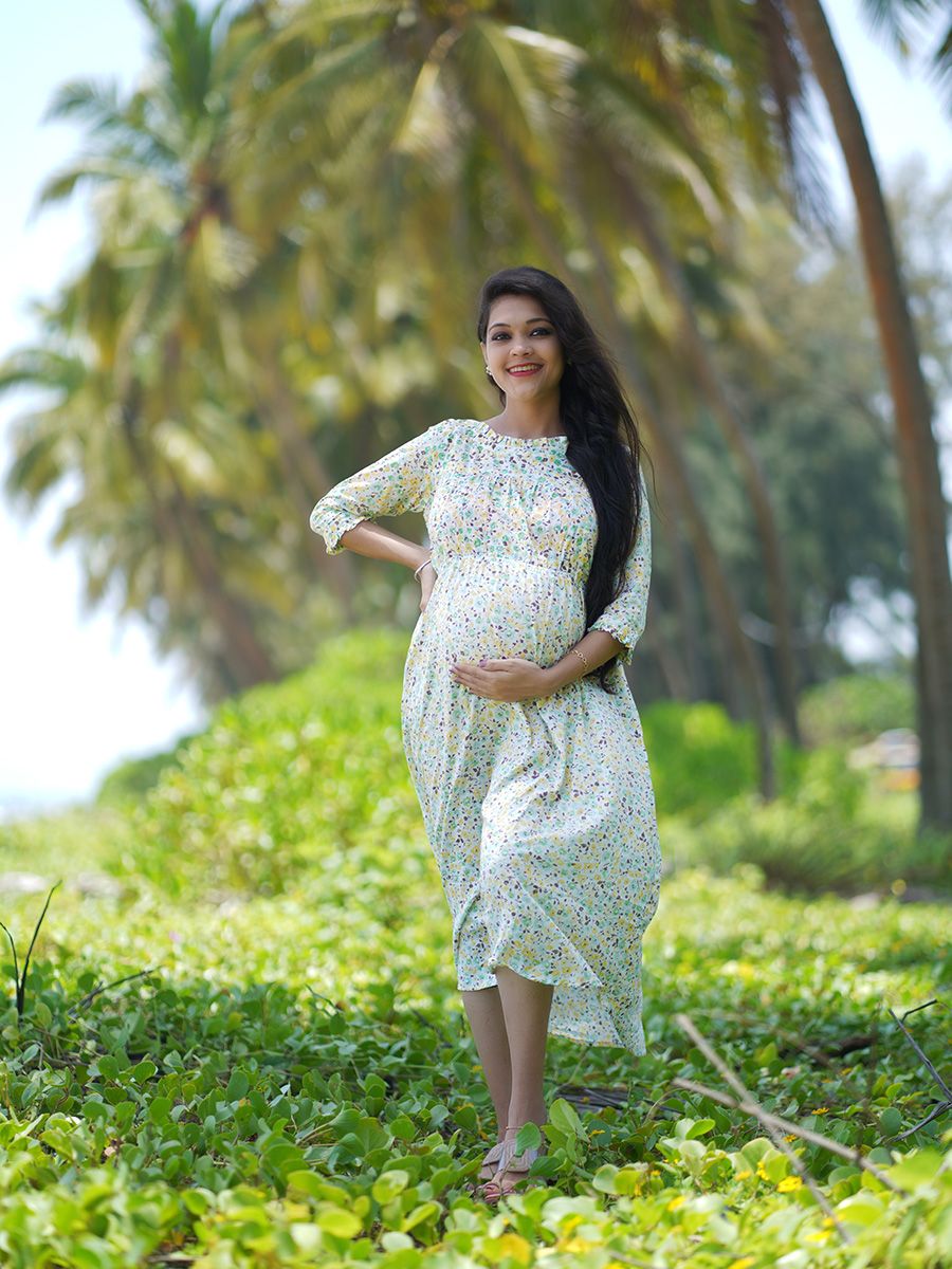 Maternity short Dress- Offwhite floral