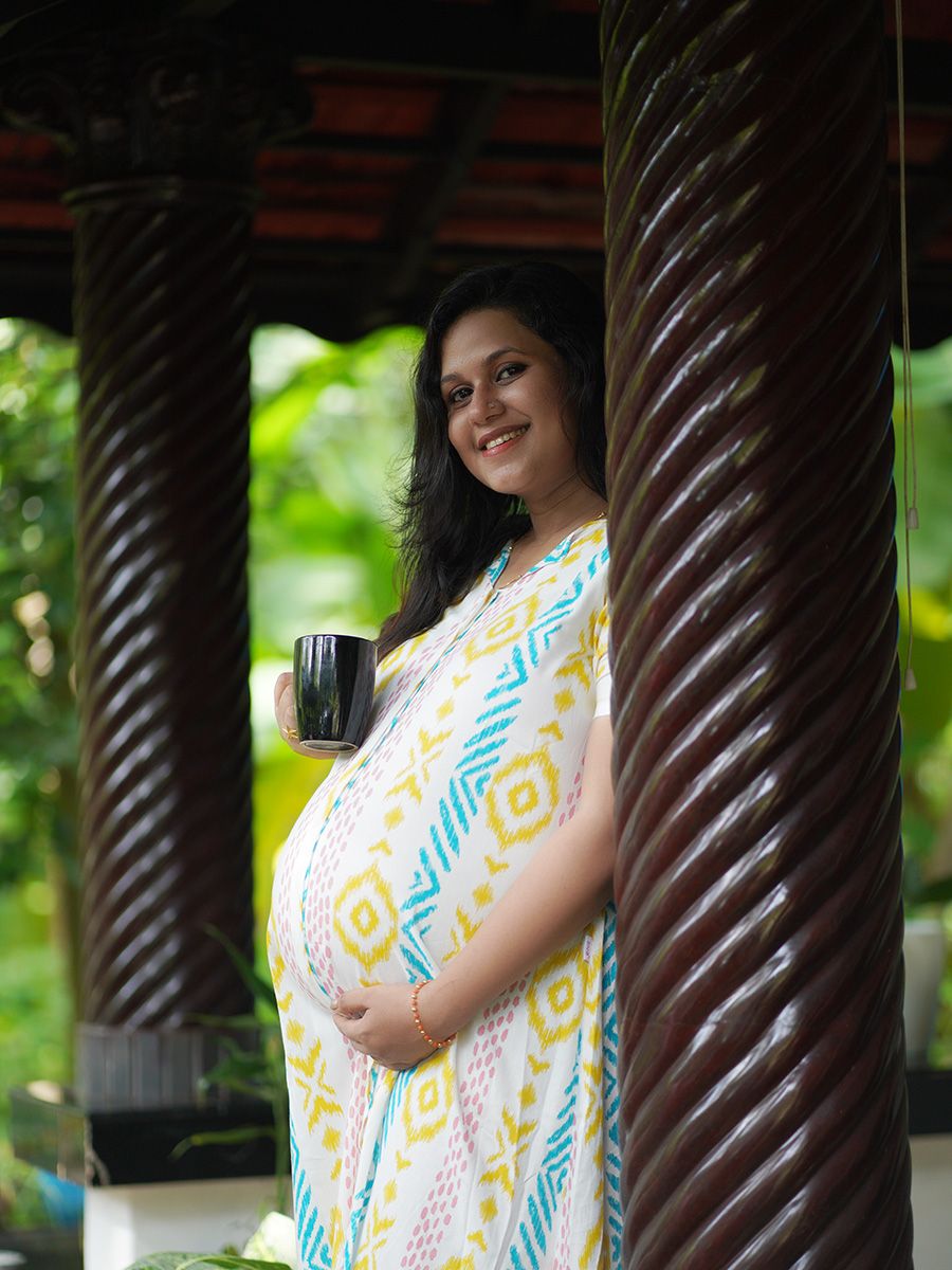 Maternity Full Night Gown- Offwhite Prints