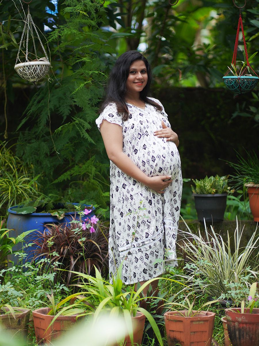 Maternity Short Night Gown- (Black)