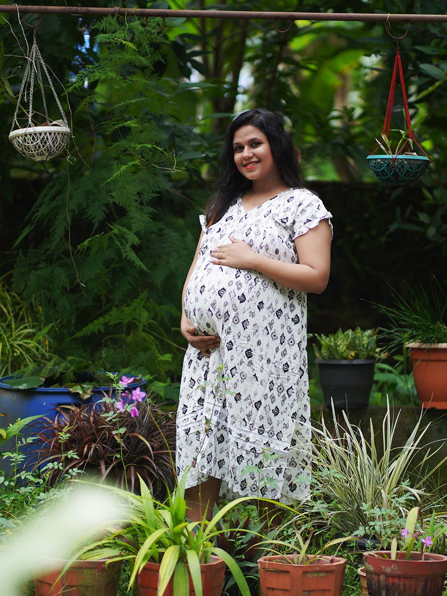 Maternity Short Night Gown- (Black)