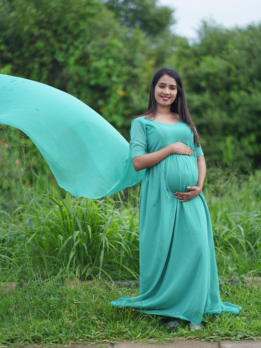Maternity Fly Gown- Light green