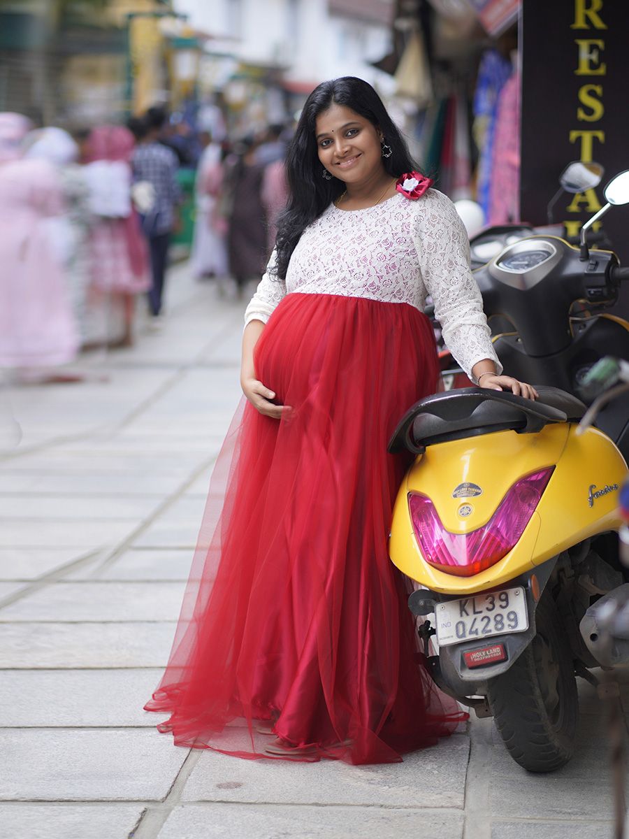 Baby Shower Red & White Net Gown
