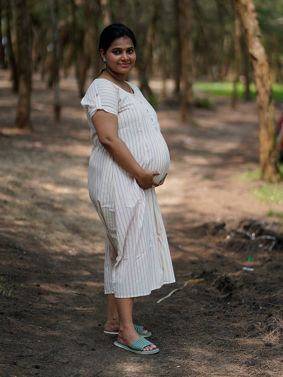 Maternity Short Dress- Luva  Light Cream