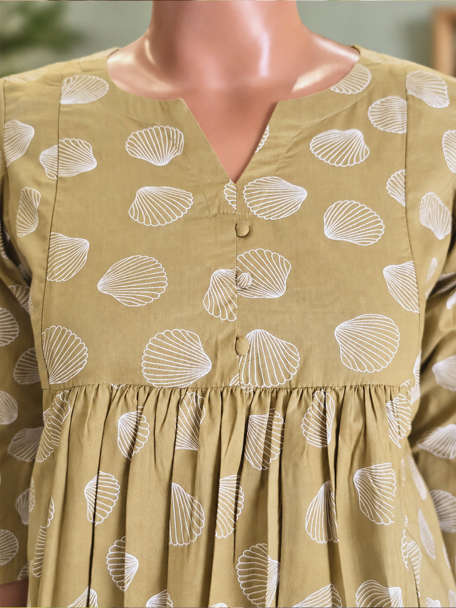 Ziva Maternity & Feeding Cotton Co-ord Set with Side Zips & Pockets – Khaki Beige Seashell Print