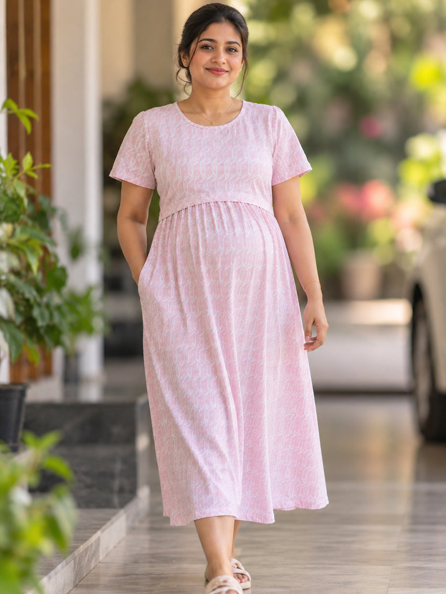 Ziva Zipless Maternity & Feeding Knitted Dress with Adjustable Waist Tie & Side Pocket | Soft Baby Pink White Geometric Print