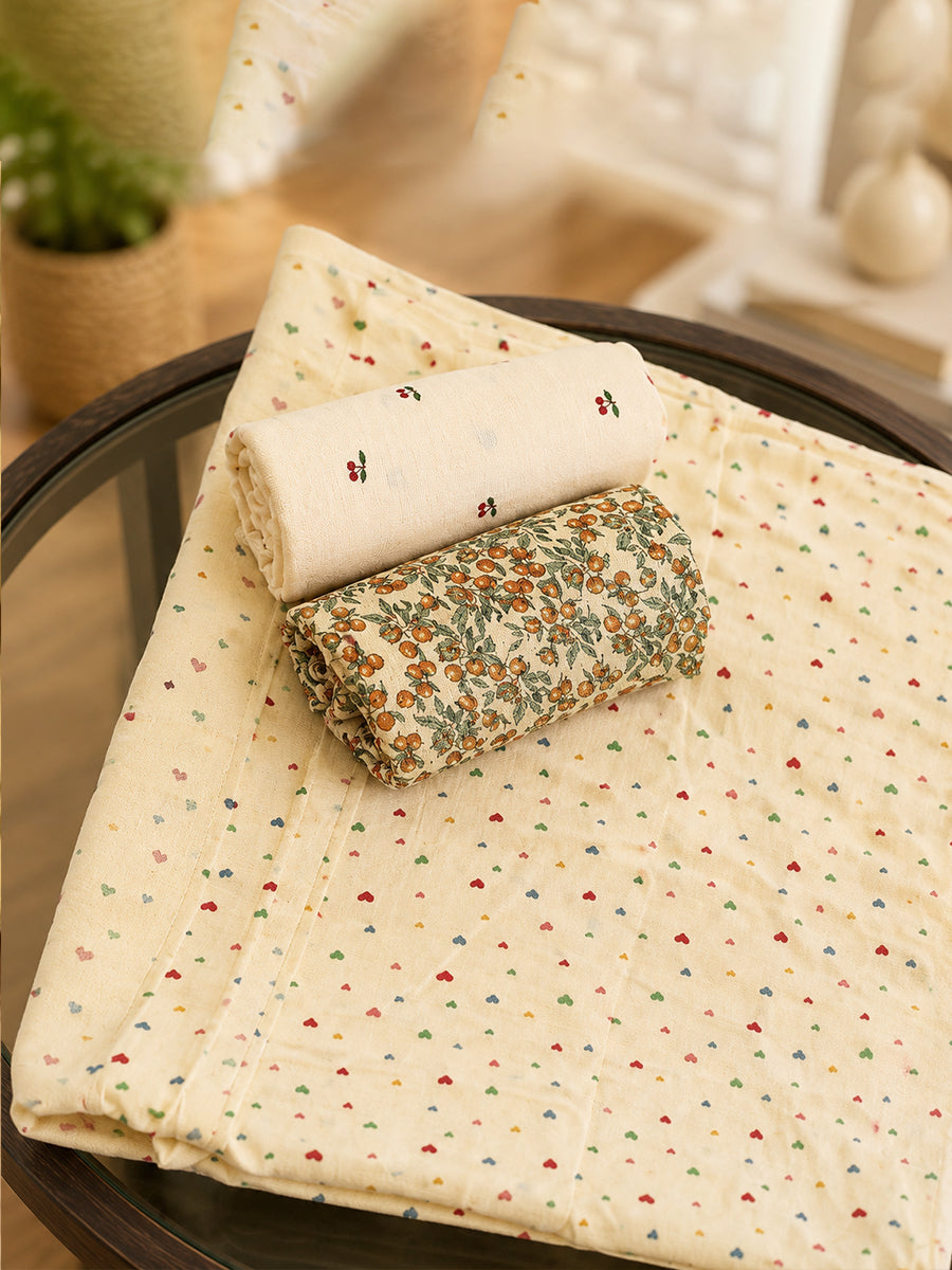 Ziva Premium Cotton Muslin Cloth – 3 Pieces | 100 × 100 cm Extra Large | Soft, Breathable & Multipurpose | Assorted Prints | Print Included: Tiny Hearts
