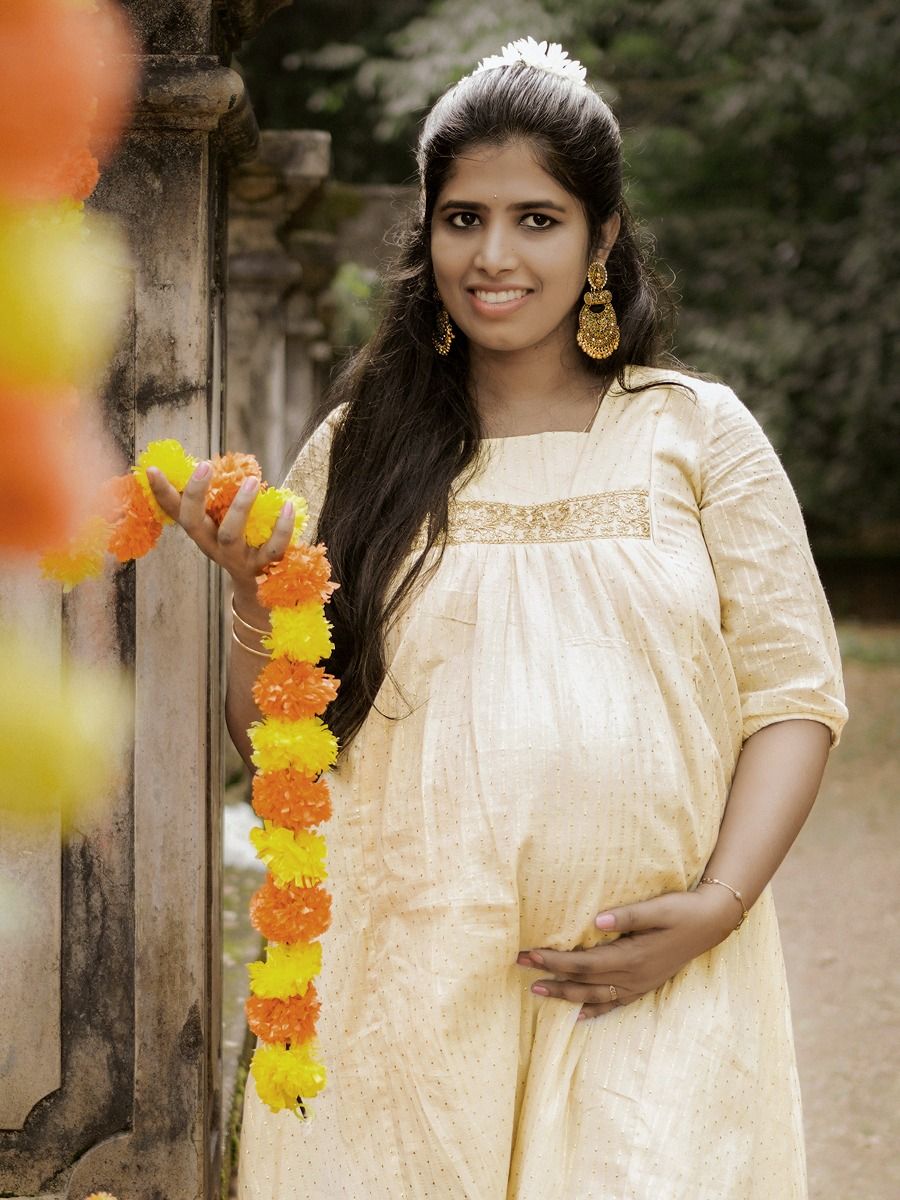 Maternity Midi Onam Festive Dress Cleta Cream Lines