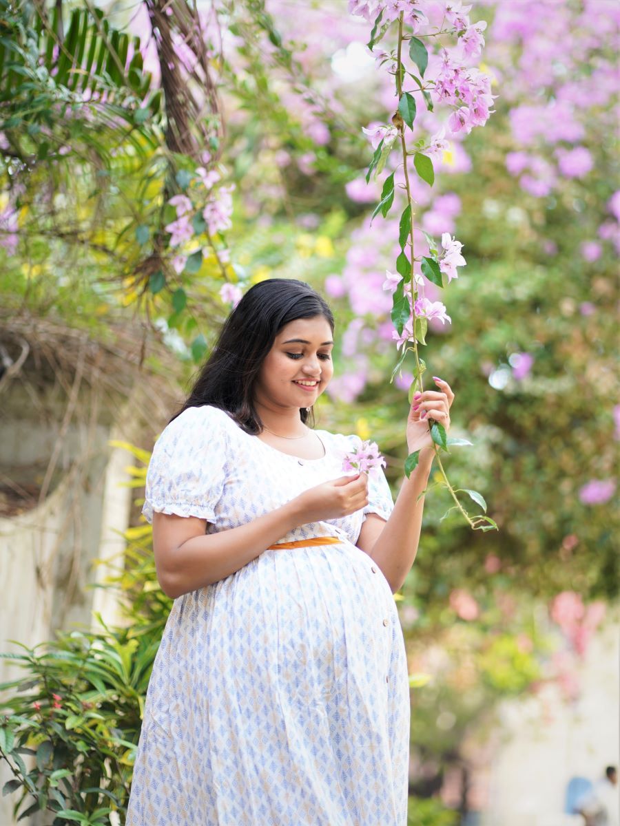 Maternity Short Dress- White ( Print)