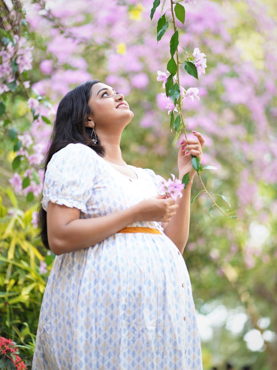 Maternity Short Dress- White ( Print)