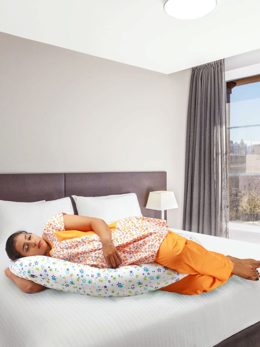 Body Pillow (Star Print)