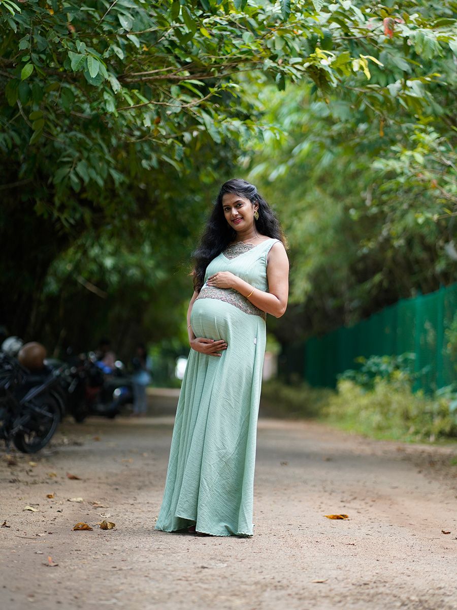 Chikan ThreadWork Anarkali Dress in Pista Green – Spend Worth Clothing |  All Rights Reserved.