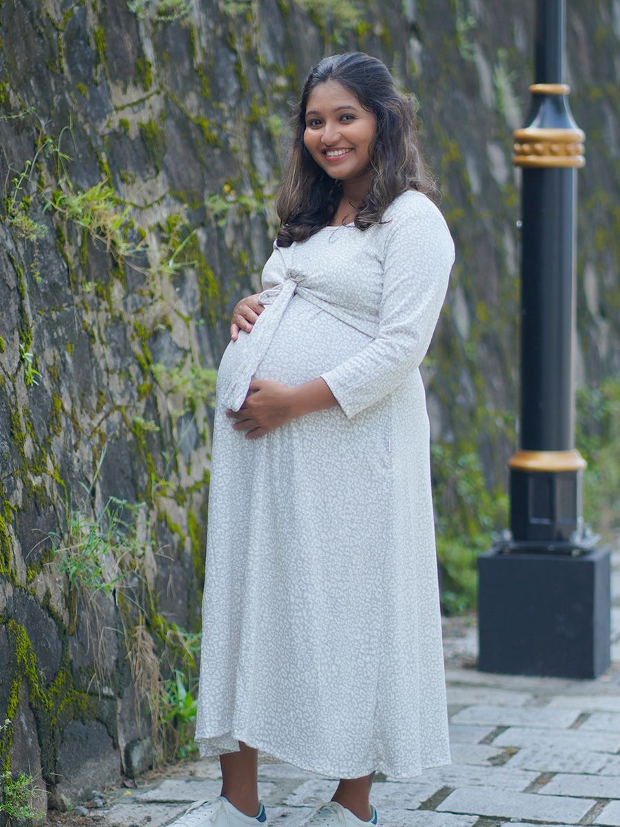 Maternity Short Zipless Dress- Amora Off white