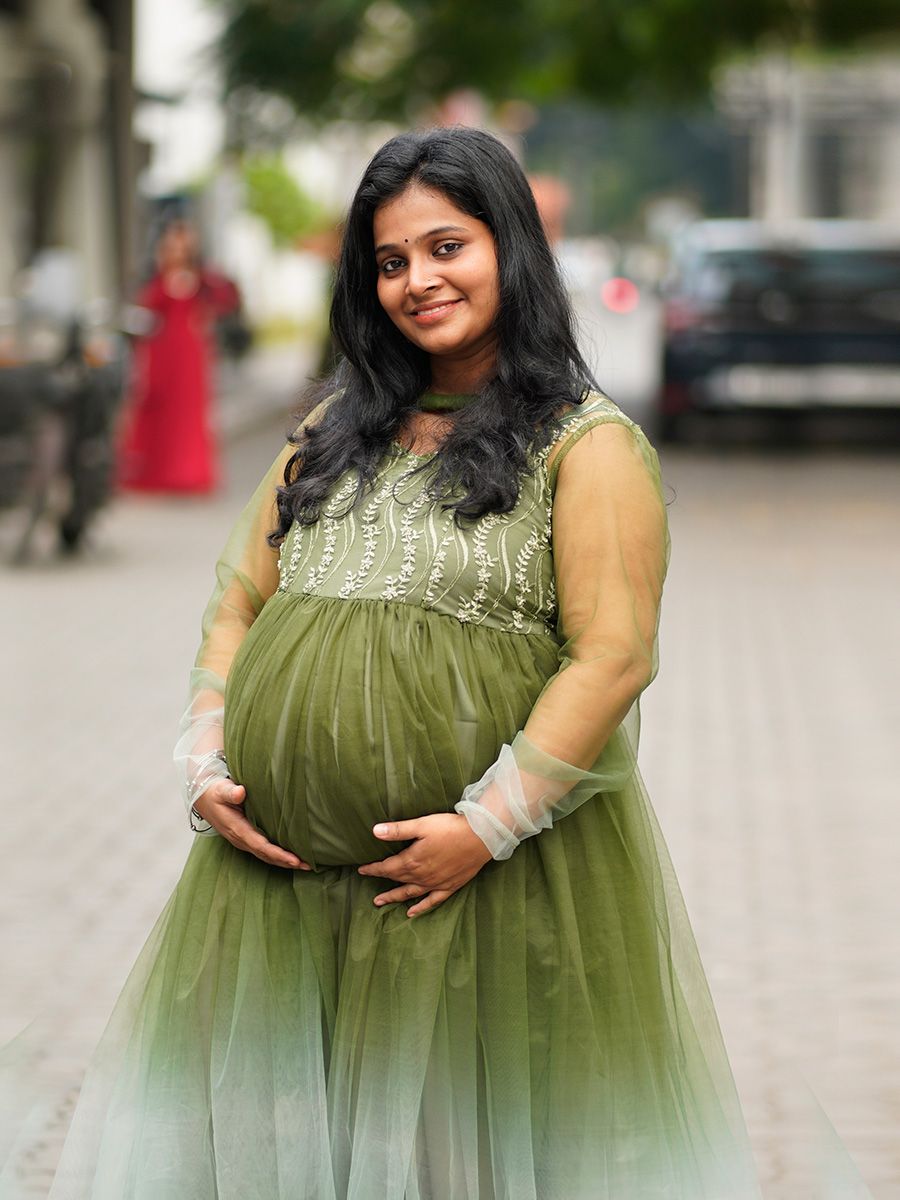 Green dress hot sale for baby shower