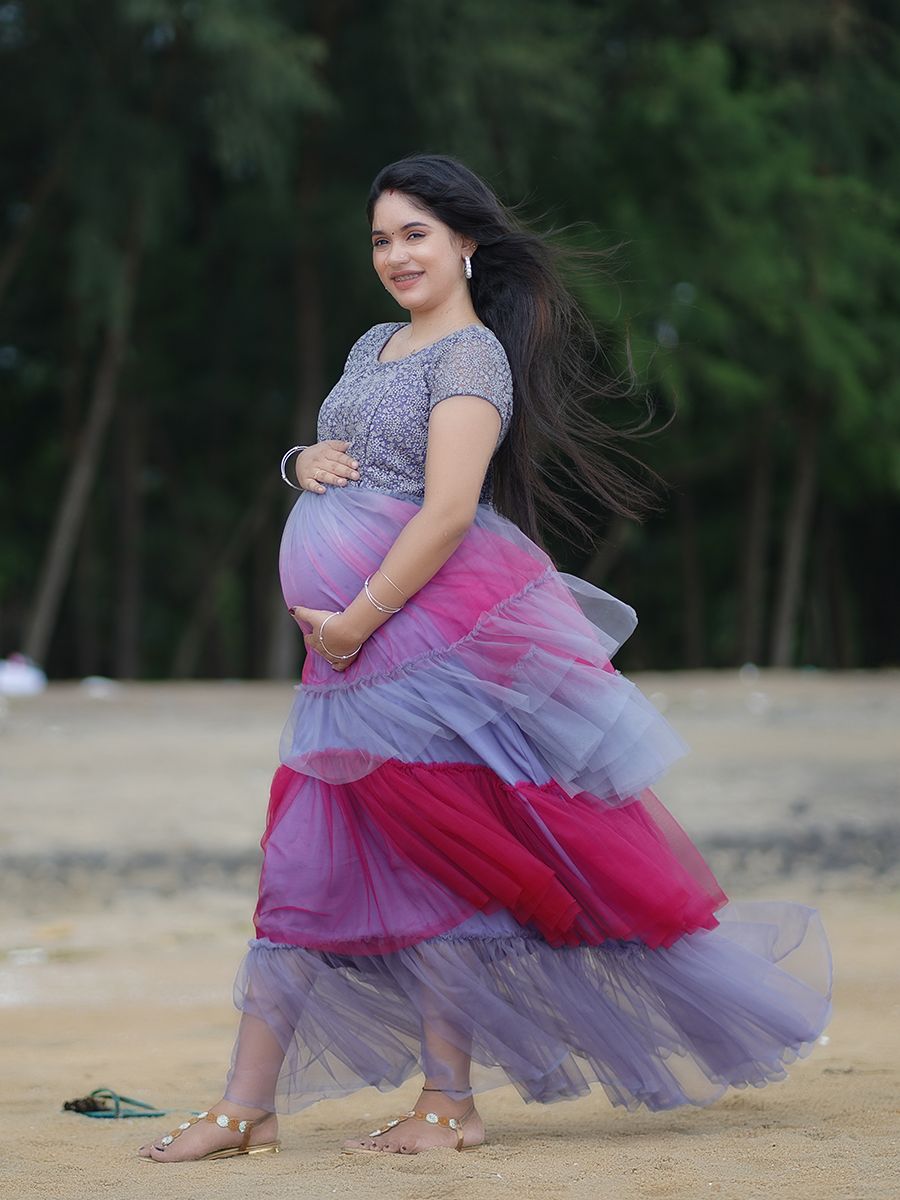 Maternity Photoshoot of Sindhu Vijay | Maternity Portraits Poses