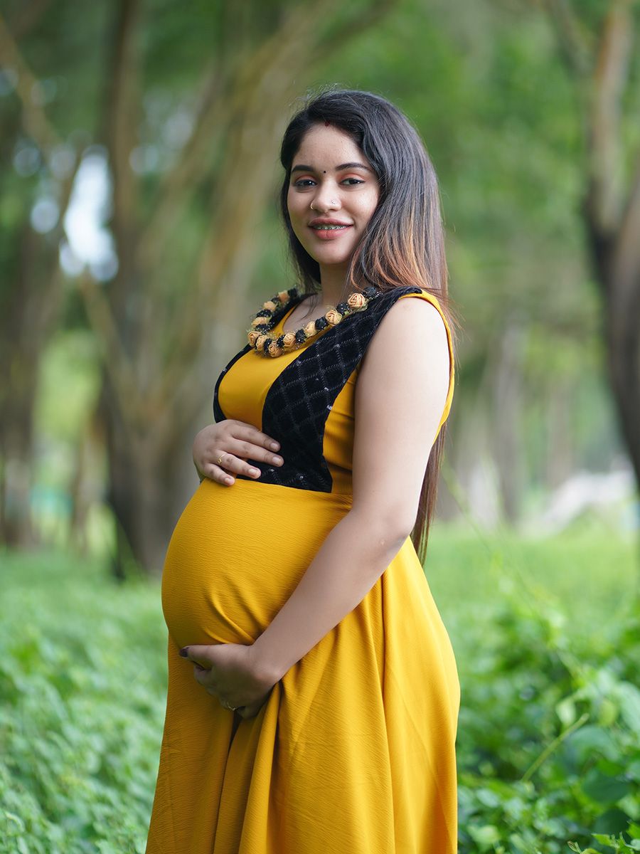 Maternity Photo Gown- Yellow