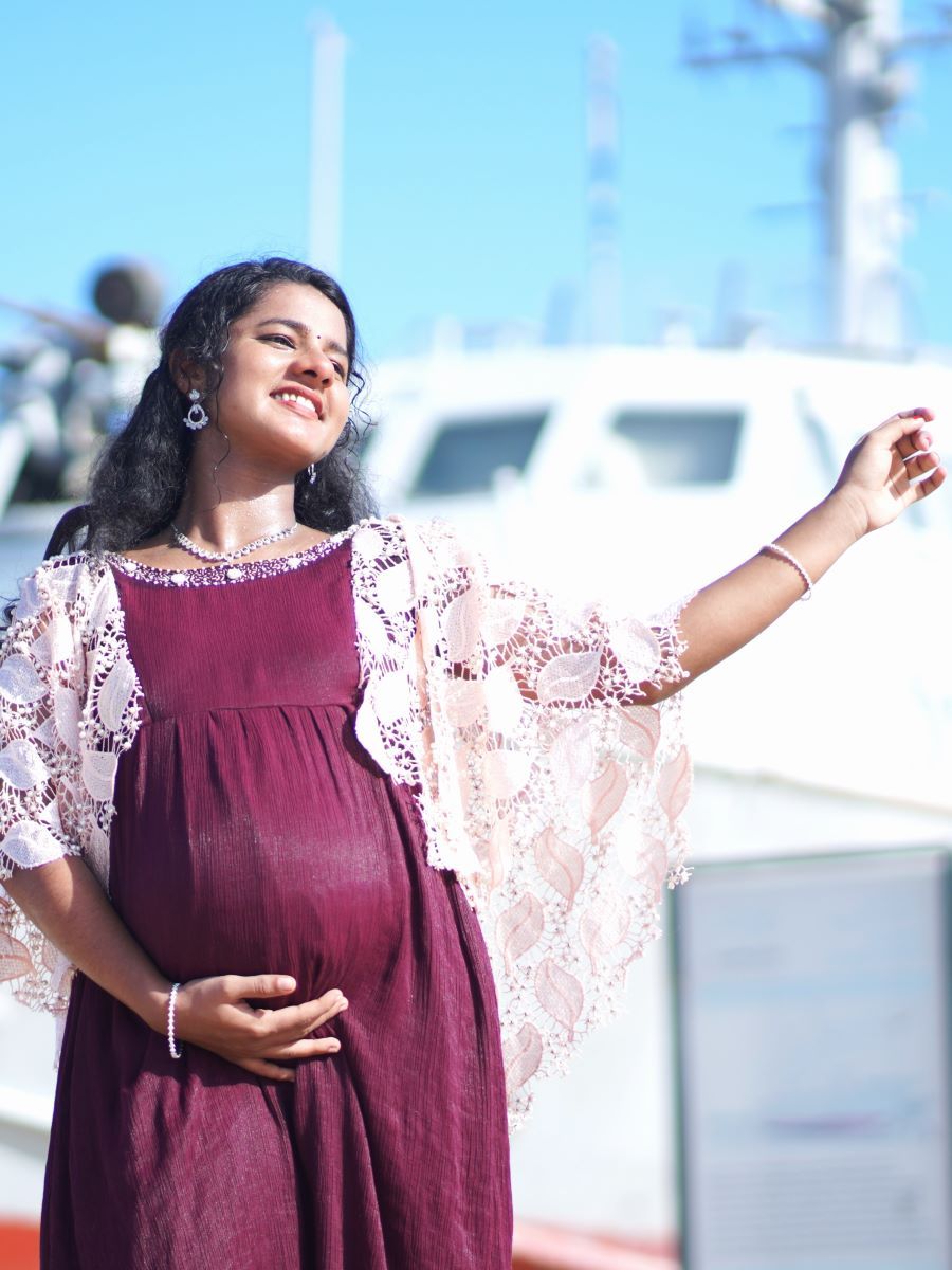 Pin by Vidushi Rathore on TV Stars°¶_✨ | Maternity photography poses  pregnancy pics, Baby shower photography, Maternity photography poses couple
