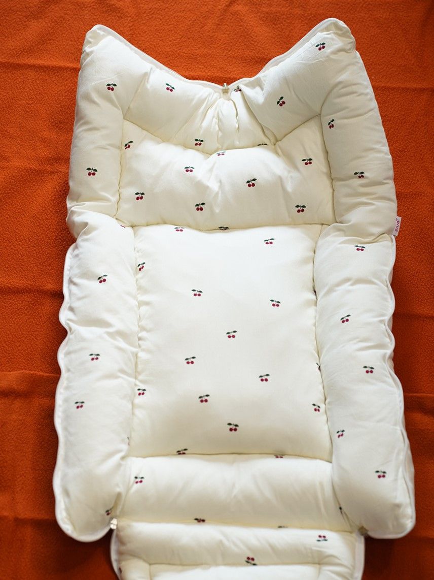 Organic Newborn Baby Bed- Cherry Offwhite