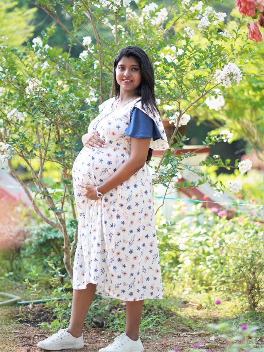 Maternity Short Dress- Knitted (White)