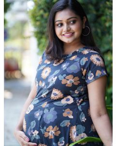Maternity Short Night Gown- Floral (Black)